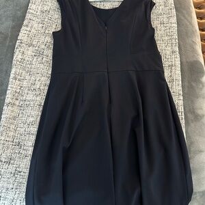 Elegant Black Sleeveless Dress